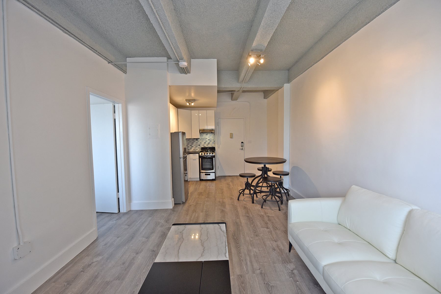 Gallery Photo 11
